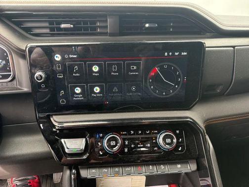 Summit White 2022 GMC Sierra 1500 AT4