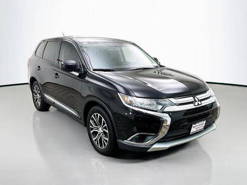 2016 Mitsubishi Outlander ES