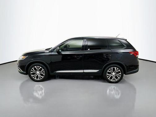 2016 Mitsubishi Outlander ES