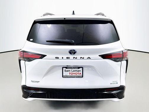 2024 Toyota Sienna XSE 7 Passenger