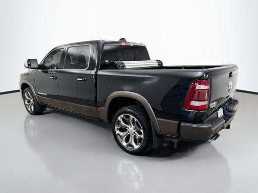 Diamond Black Crystal Pearlcoat 2021 RAM 1500 Longhorn