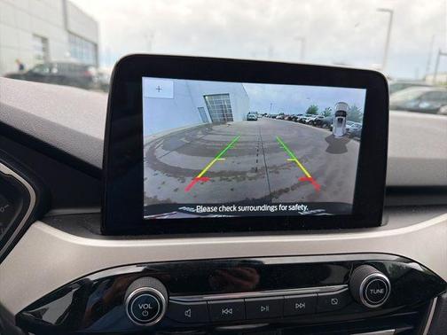 Carbonized Gray Metallic 2021 Ford Escape SE