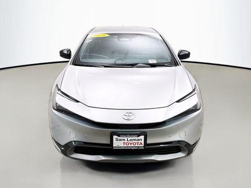 2025 Toyota Prius XLE