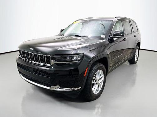 2022 Jeep Grand Cherokee L Laredo
