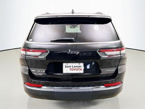 2022 Jeep Grand Cherokee L Laredo