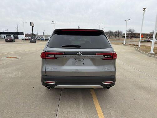 2025 Toyota Grand Highlander Hybrid Limited MAX