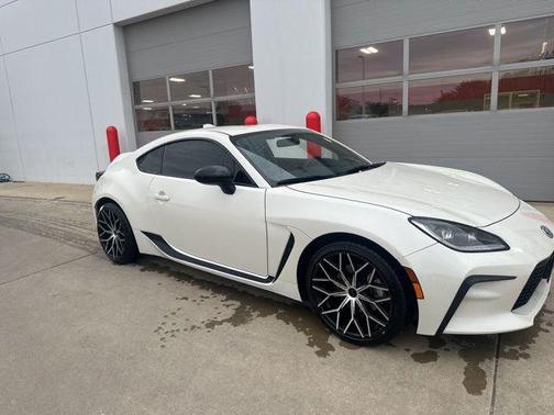 2023 Toyota GR86 Premium
