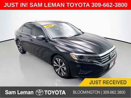 Deep Black Pearl 2021 Volkswagen Passat 2.0T SE