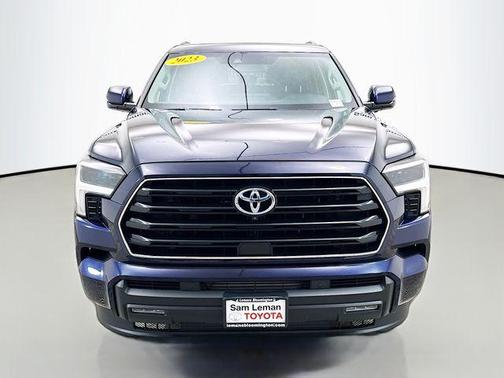 2023 Toyota Sequoia SR5