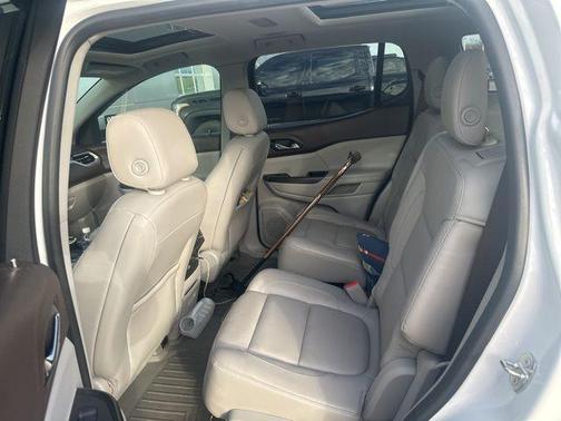 2017 GMC Acadia SLT-1