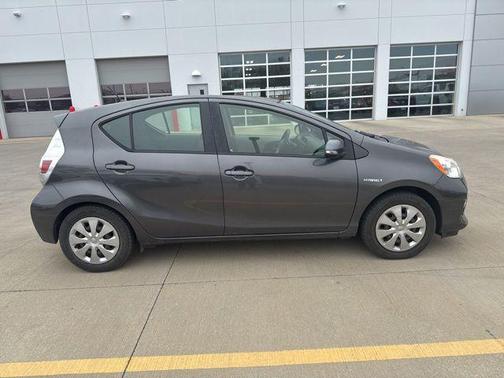 2014 Toyota Prius c Two