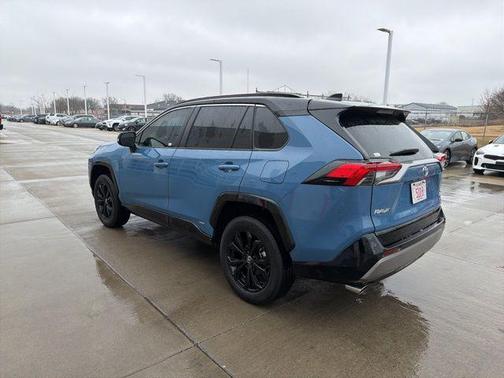 2025 Toyota RAV4 Hybrid SE