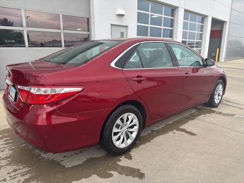 2017 Toyota Camry XLE