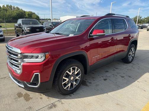 2023 GMC Acadia FWD SLT