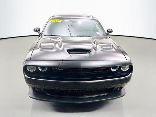 Pitch Black Clearcoat 2023 Dodge Challenger R/T Scat Pack