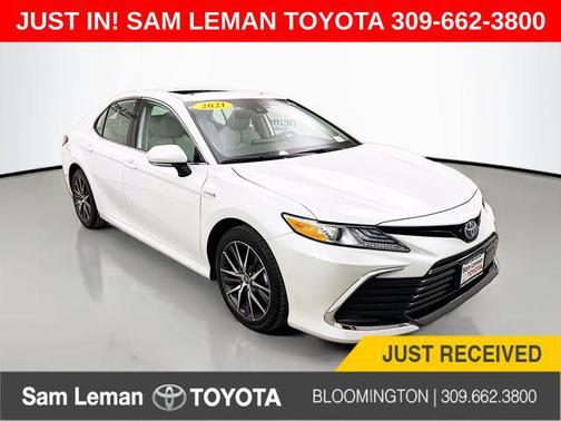2021 Toyota Camry Hybrid XLE