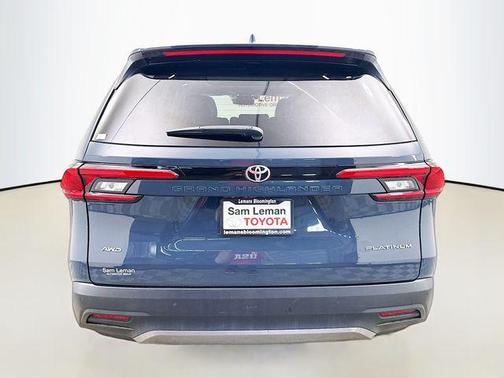 2024 Toyota Grand Highlander Platinum