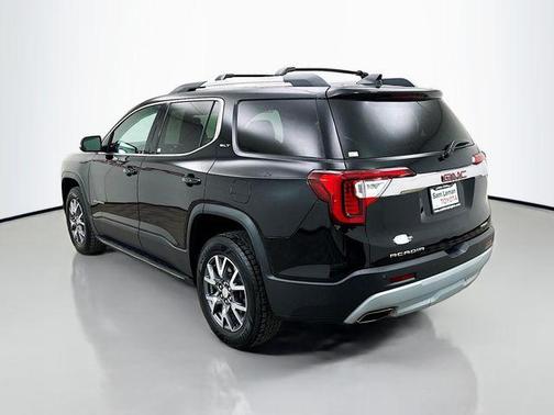 2023 GMC Acadia AWD SLT