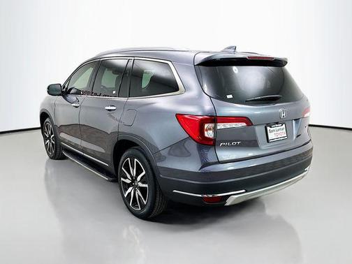 2022 Honda Pilot Touring 8-Passenger