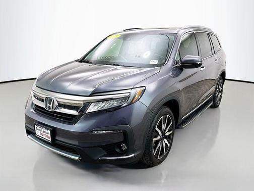2022 Honda Pilot Touring 8-Passenger