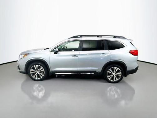 Ice Silver Metallic 2019 Subaru Ascent Limited 7-Passenger