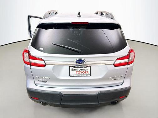 Ice Silver Metallic 2019 Subaru Ascent Limited 7-Passenger