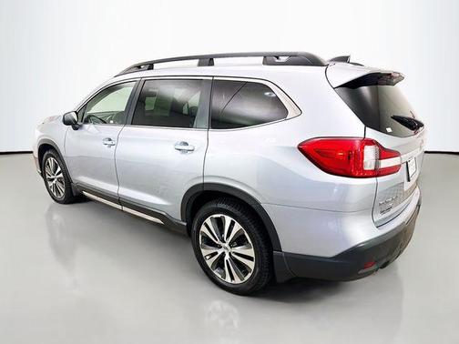 Ice Silver Metallic 2019 Subaru Ascent Limited 7-Passenger