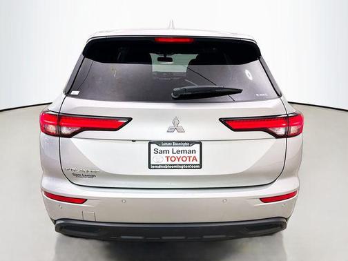 2023 Mitsubishi Outlander ES 2.5 S-AWC