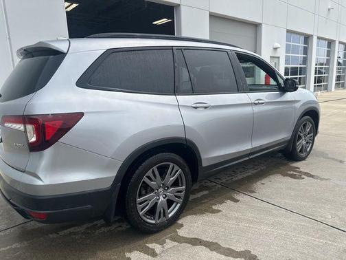 2022 Honda Pilot 2WD Sport