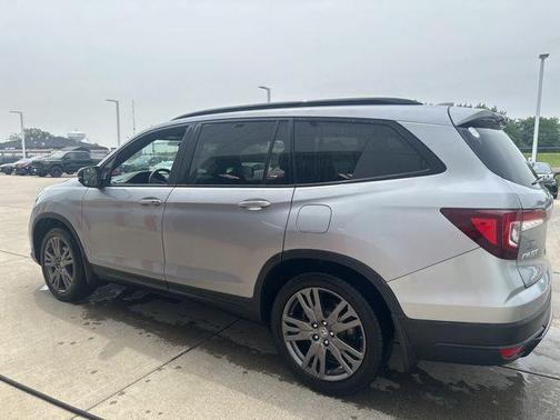 2022 Honda Pilot 2WD Sport