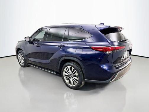 Blueprint 2022 Toyota Highlander Platinum