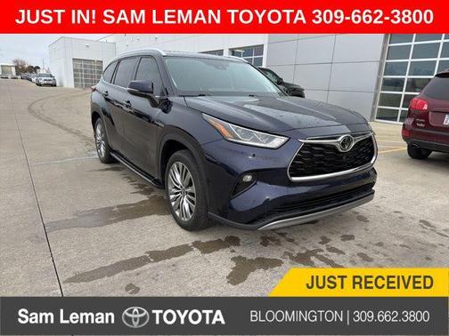 2022 Toyota Highlander Platinum