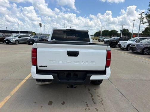 Ice Cap 2024 Toyota Tacoma TRD Sport