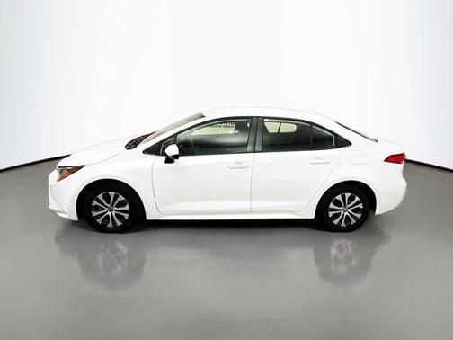 2022 Toyota Corolla Hybrid LE
