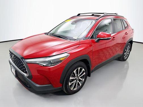 Barcelona Red Metallic 2023 Toyota Corolla Cross XLE