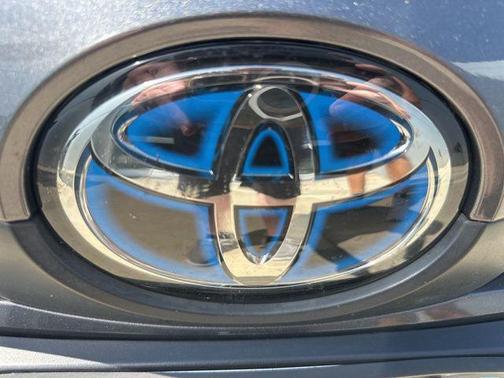 2020 Toyota Prius XLE