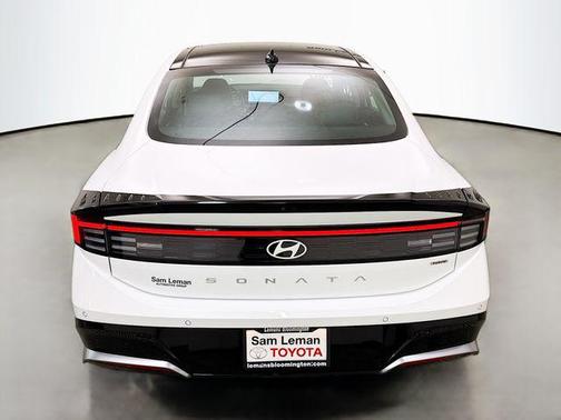 2024 Hyundai SONATA Hybrid Limited