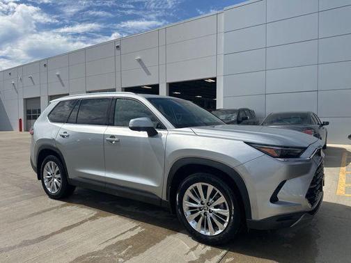 Celestial Silver Metallic 2024 Toyota Grand Highlander Platinum