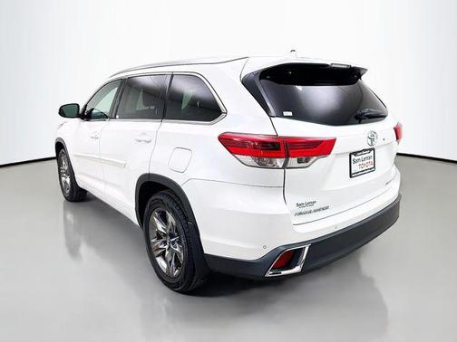 2017 Toyota Highlander Limited Platinum