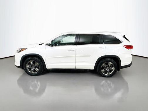 2017 Toyota Highlander Limited Platinum