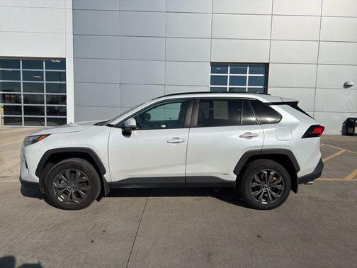 2024 Toyota RAV4 Hybrid XLE Premium