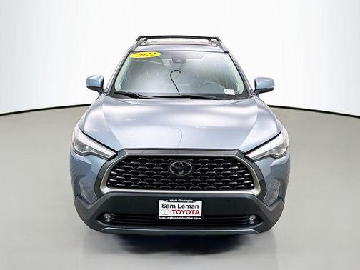 2022 Toyota Corolla Cross XLE