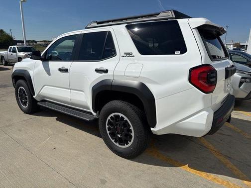 2025 Toyota 4Runner TRD Off Road