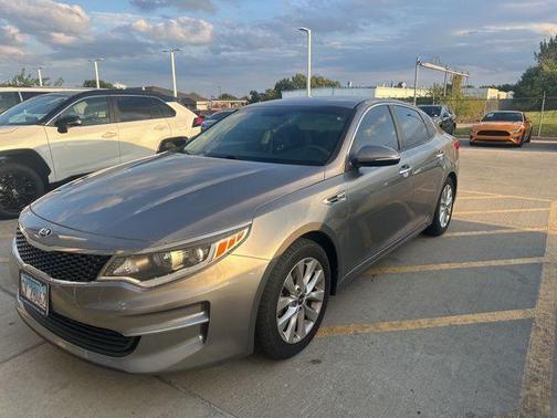 2017 Kia Optima LX