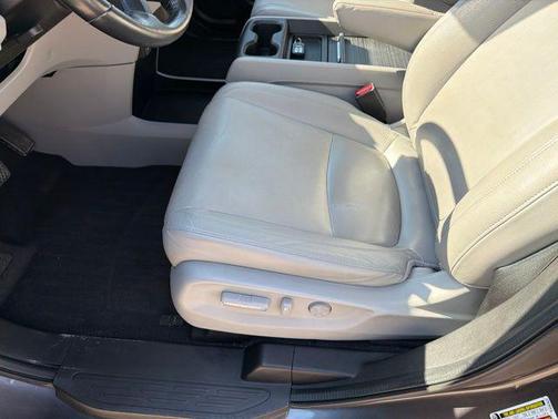 Gray 2018 Honda Odyssey EX-L