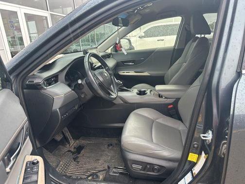 2022 Toyota Venza XLE