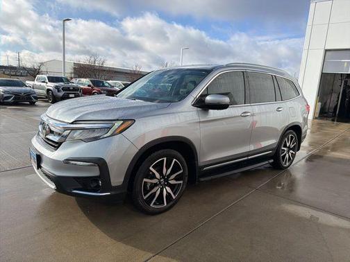 2020 Honda Pilot Touring 8-Passenger