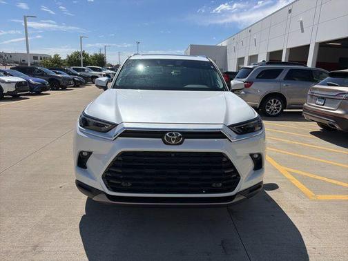 Pearl 2024 Toyota Grand Highlander Limited