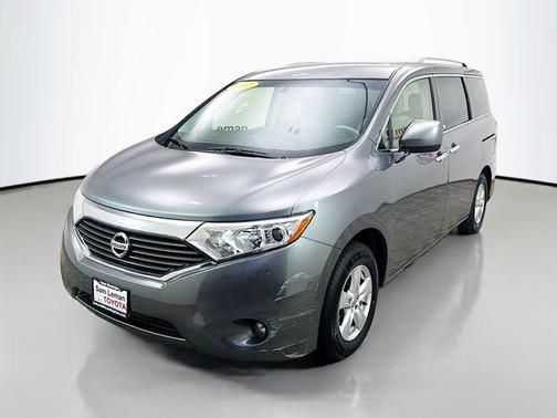 2017 Nissan Quest SV