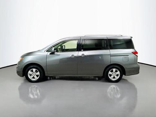 2017 Nissan Quest SV